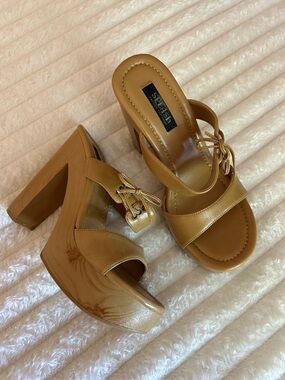 Y2K Splash Tan Platform Sandals
